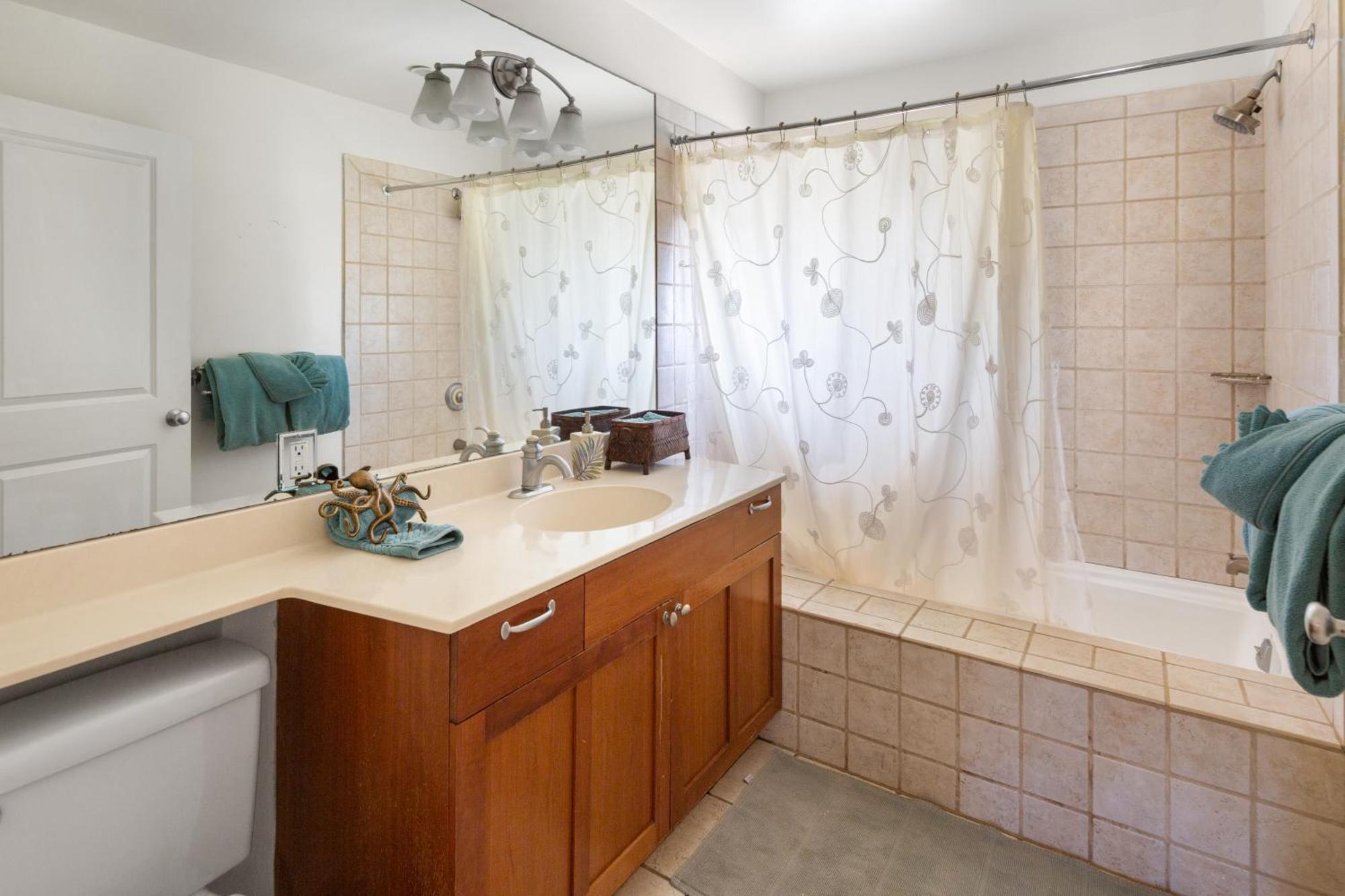 Bamboo Suite, 1 Bedroom, Sleeps 4, Pool & Bbq, Pre-Renovation Summer Sale Kihei Luaran gambar