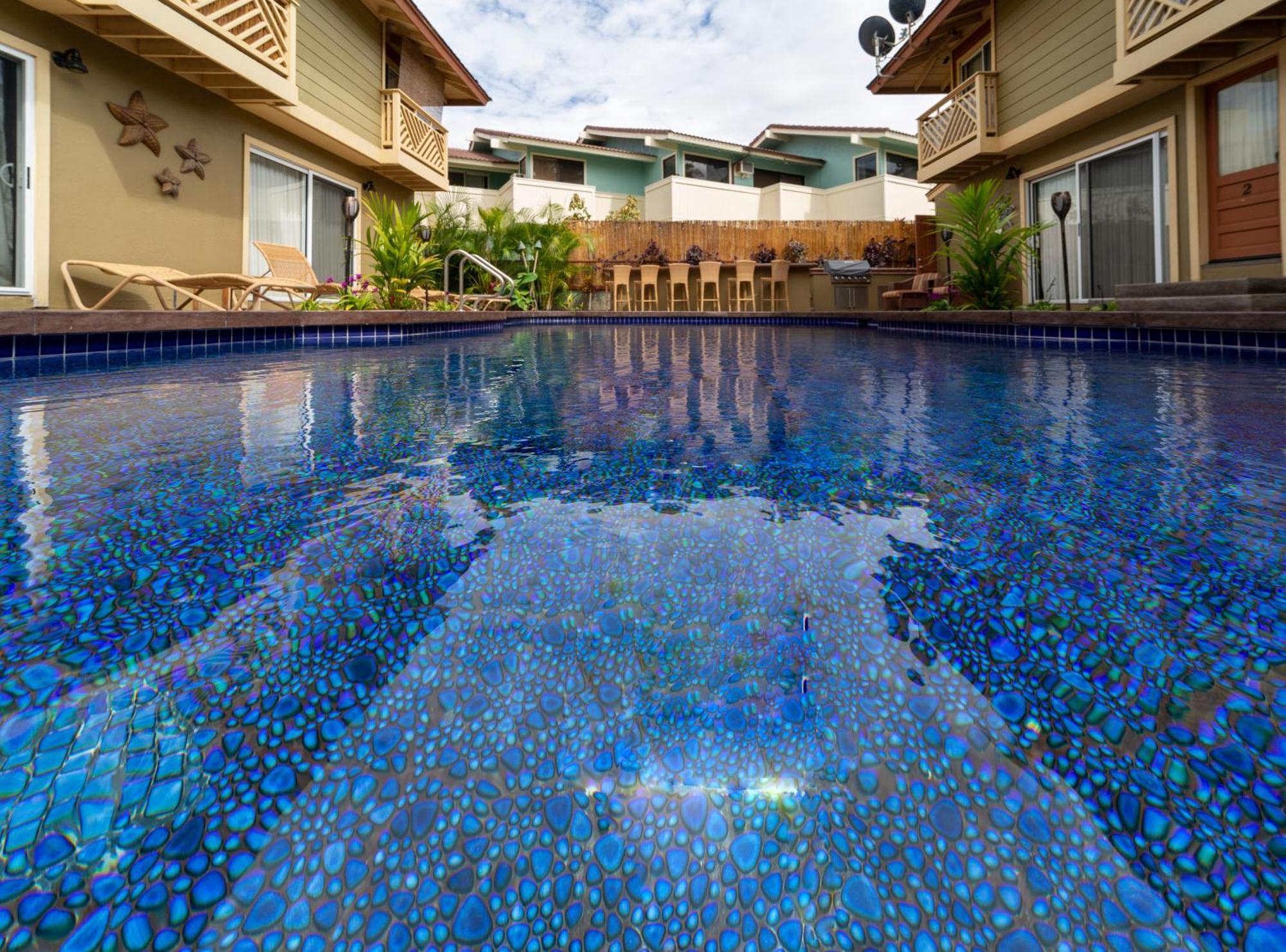 Bamboo Suite, 1 Bedroom, Sleeps 4, Pool & Bbq, Pre-Renovation Summer Sale Kihei Luaran gambar